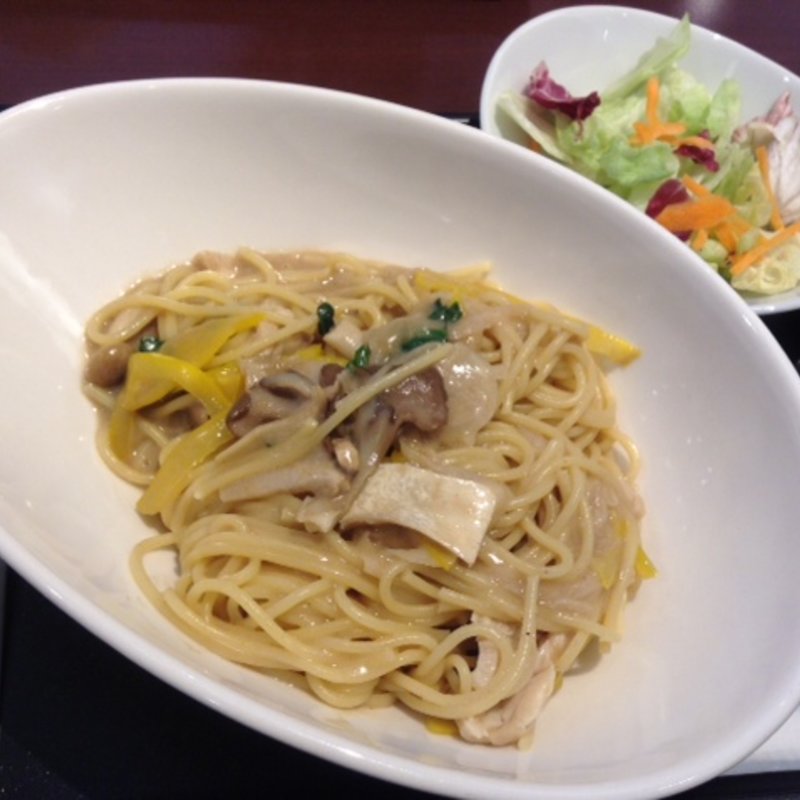 キノコとチキンのパスタ(タリーズコーヒー 宝塚店 （TULLY'S COFFEE）)