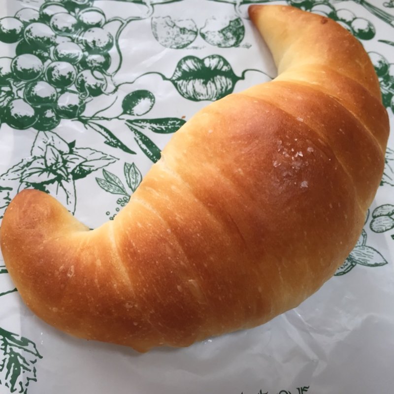 塩バターロール(パンケーキ専門店 バター 江坂 （パンケーキ専門店 Butter）)