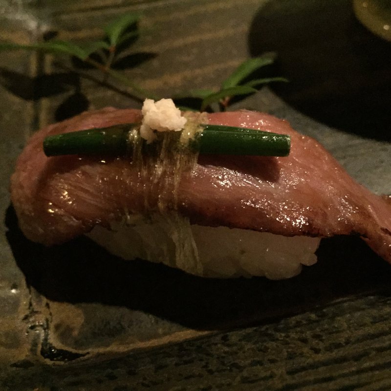 牛にぎり(（株）瀬里奈　本社総務部)