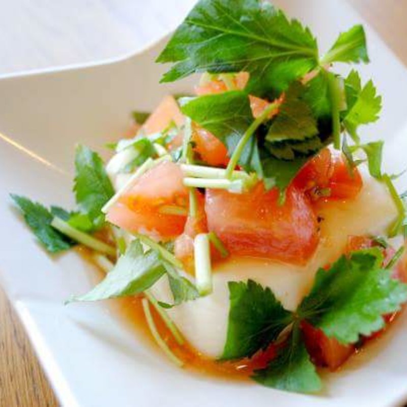 アジアン冷やしトマト(スナンカフェ （Sunan Cafe）)