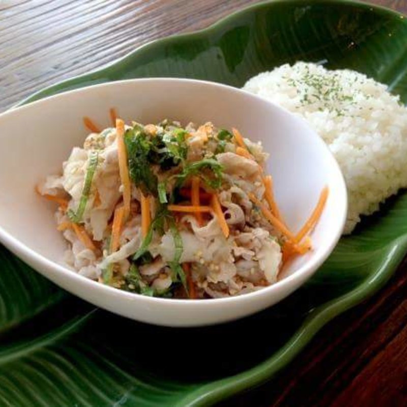 さっぱりゆで豚のからしソース(スナンカフェ （Sunan Cafe）)