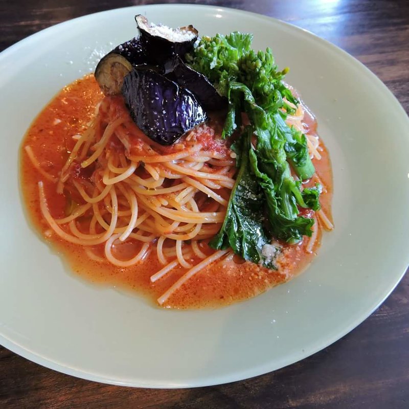 トマトとモッツァレラチーズのパスタ(スナンカフェ （Sunan Cafe）)