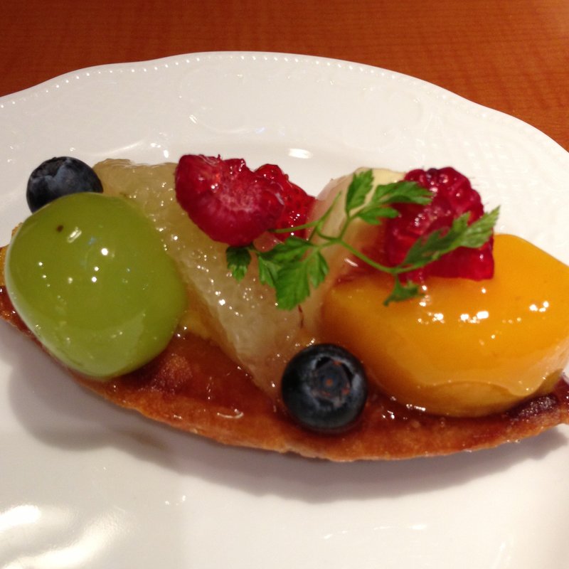 フルーツタルト(タント・マリー丸の内店)