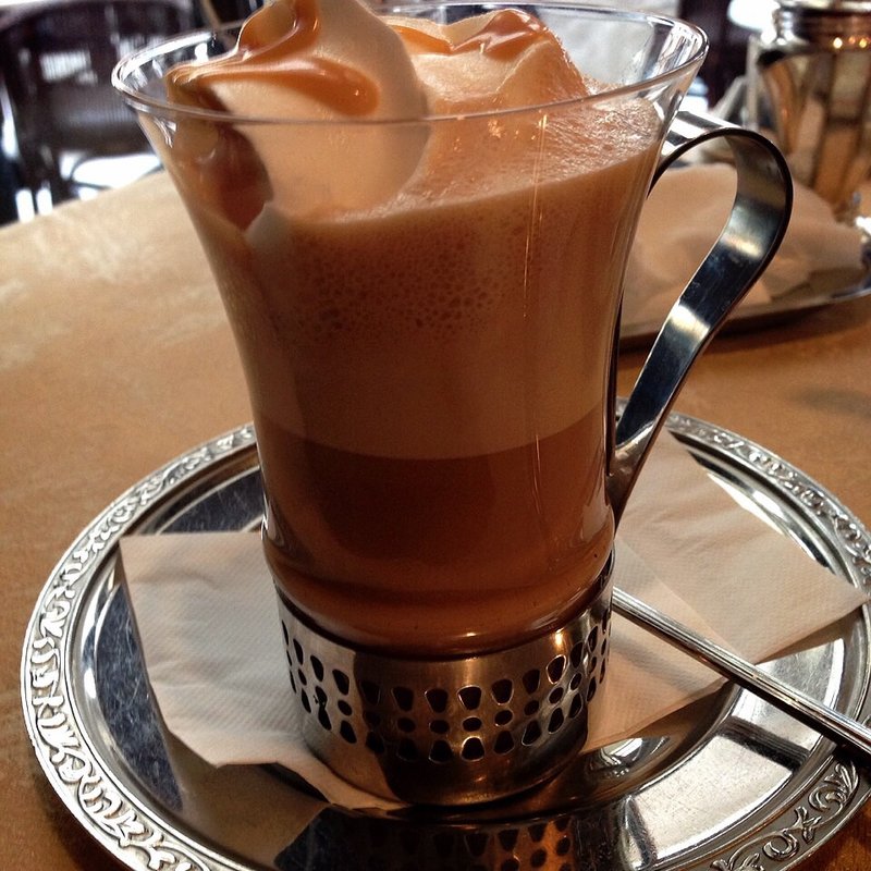 (カフェラ 大丸神戸店 （CAFFERA）)