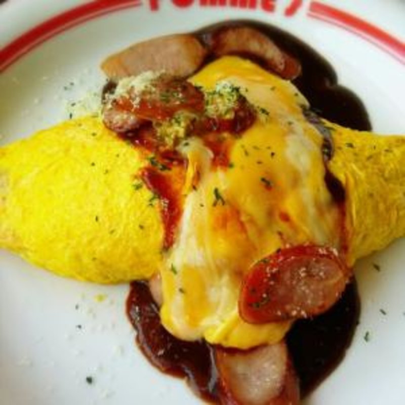 種チーズのデミグラスソースと苺とヨーグルトアイスのミニパフェ、サラダ、ドリンクのセット(ポムの樹 井の頭公園口店 （ポムノキ）)