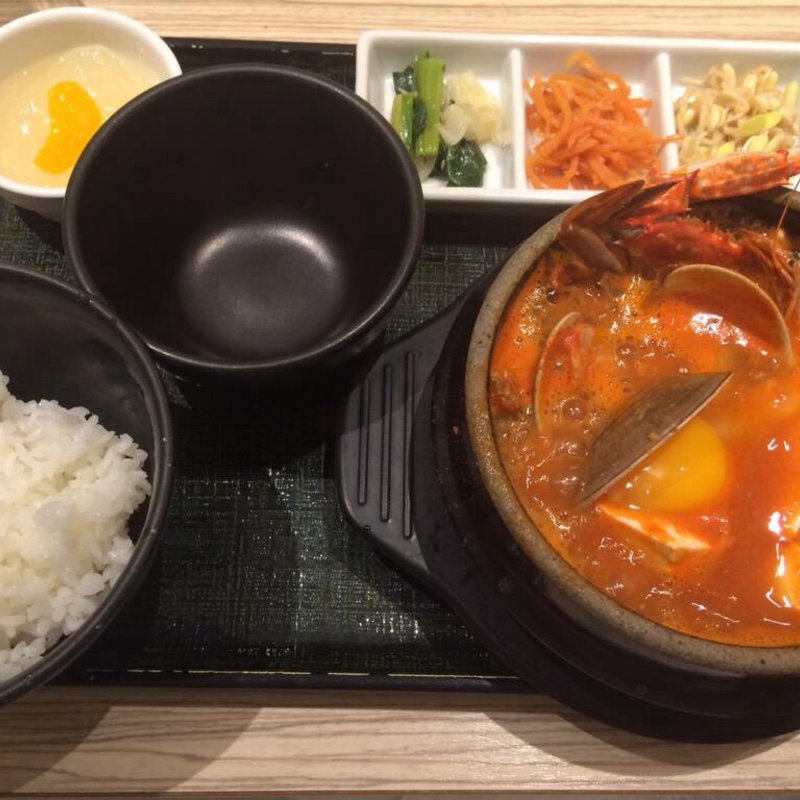 スンドゥブチゲ