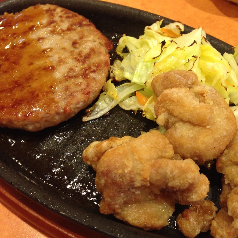 ハンバーグ＆チキンフリット(サイゼリヤ 阪急桂駅西口店 )