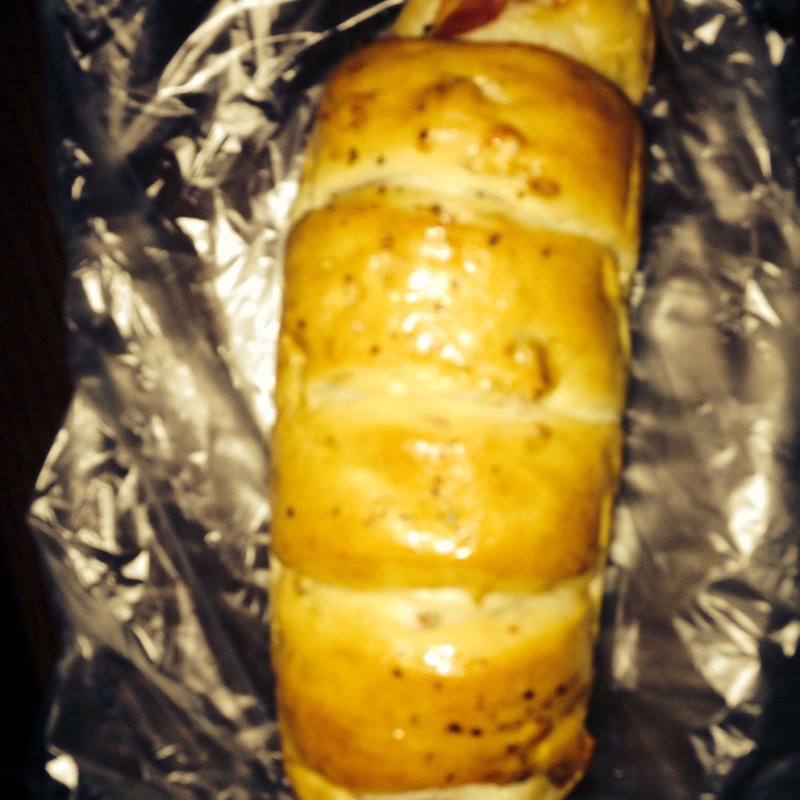 くるみとベーコンのパン(フランドール 東海店 )