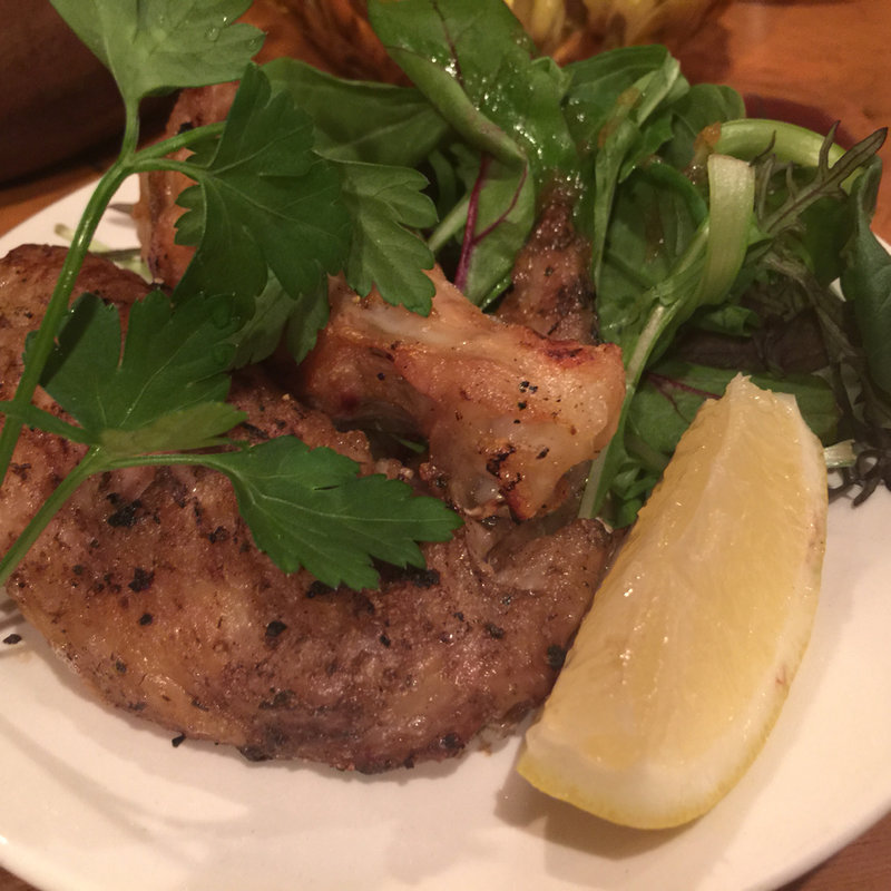 鶏手羽先と手羽元のコンフィ(串焼き屋)