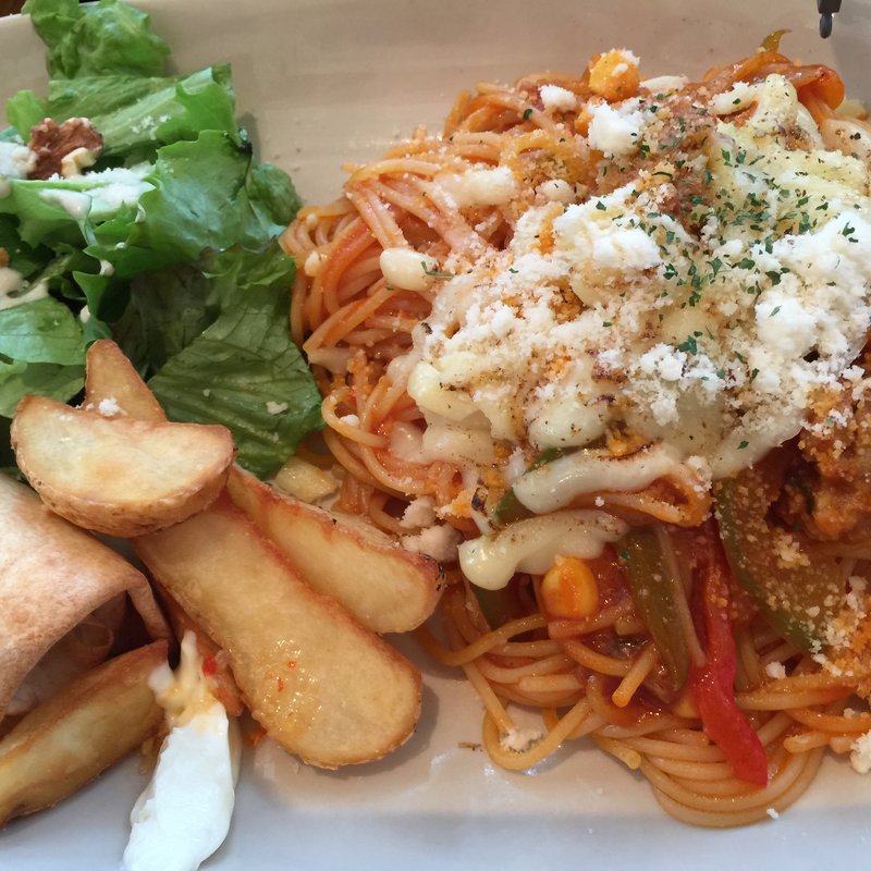 とろけるナポリタンコンボ(WIRED CAFE 梅田 NU chayamachi店)