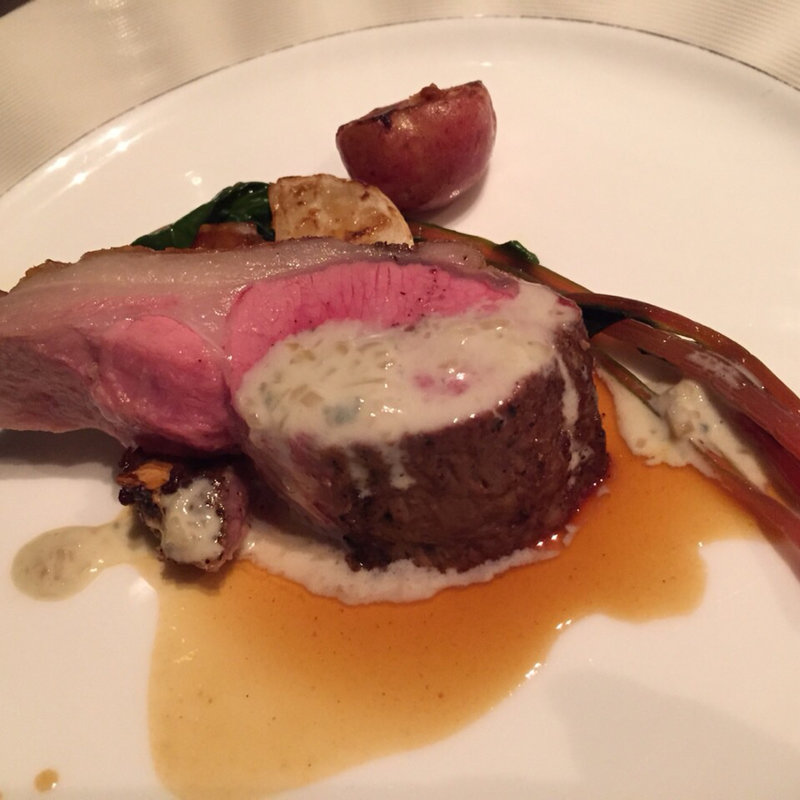 仔羊肉の燻製ロースト フルム・ダンベール風味(KITANO CLUB （北野クラブ）)