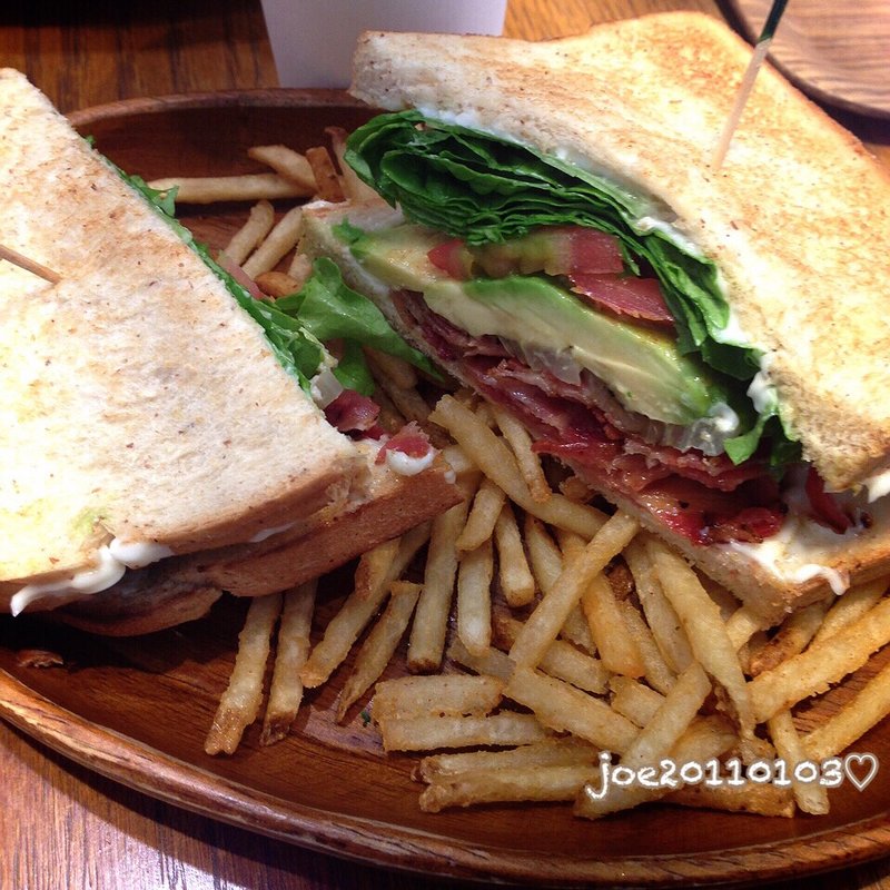 アボカド・ベーコン＆チーズ(KUA`AINA 東京スカイツリータウン・ソラマチ店)