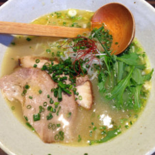 鶏薫白湯拉麺(天雷軒 九段下 )