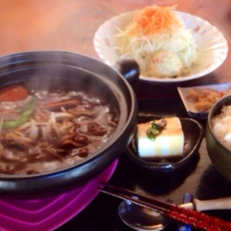 ビーフシチュー定食(あちこち山花 （さんか）)