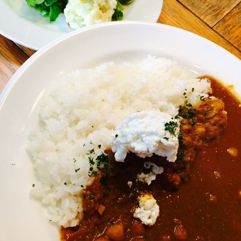 B　今日のカレーライス(かもがわカフェ )