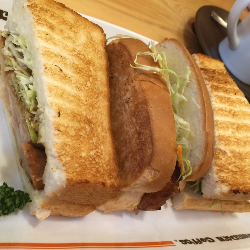 網焼きてりやきチキンホットサンド(コメダ珈琲店 北浜南店)