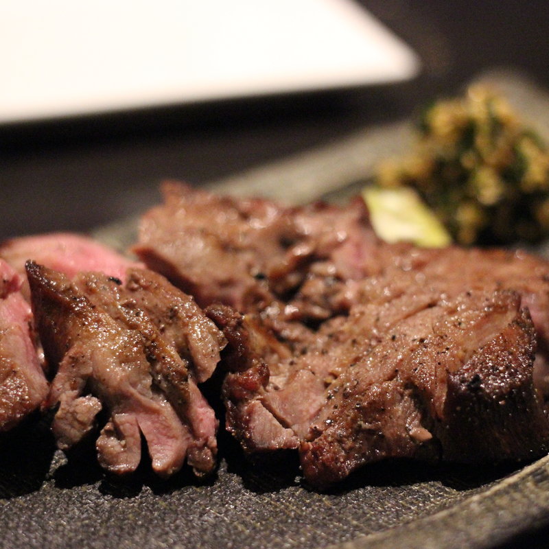 厚切り牛タンの炭火焼(やまや )