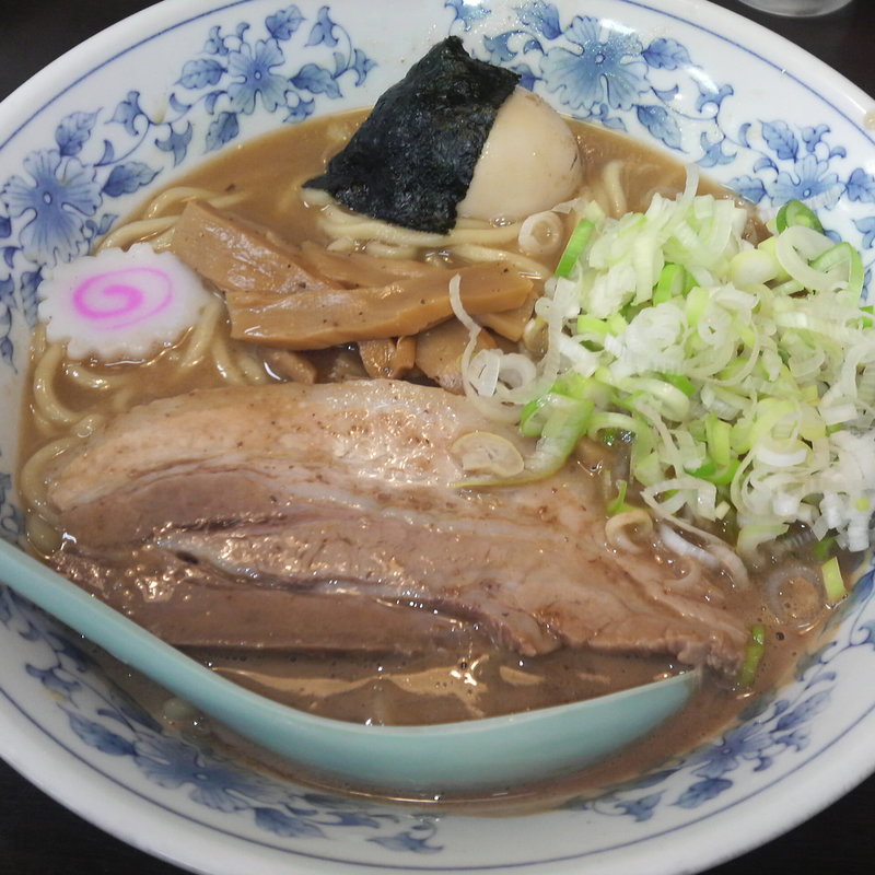 味玉そば（並180g）(東池袋大勝軒　桜ROZEO （ヒガシイケブクロタイショウケンサクラロゼオ）)