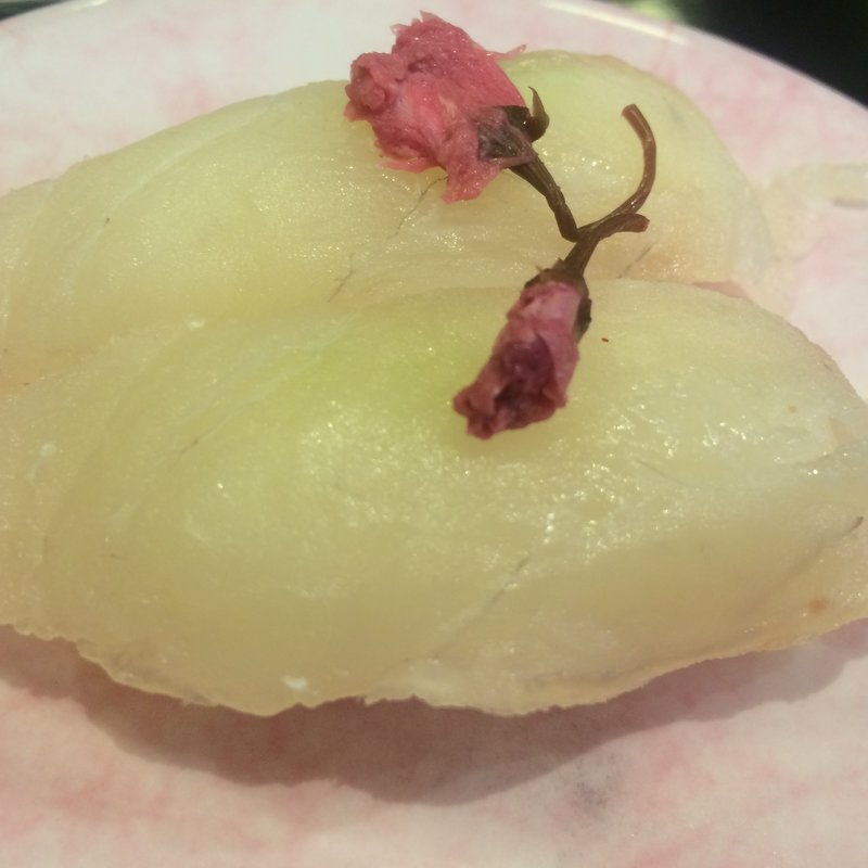 活メ鯛の握り(なごやか亭 草津木川店 )