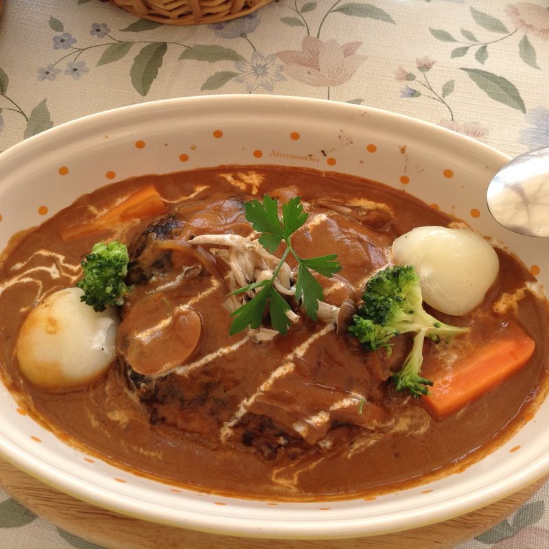 ランチセット　（シチューソースハンバーグ）(プティ キャナル)