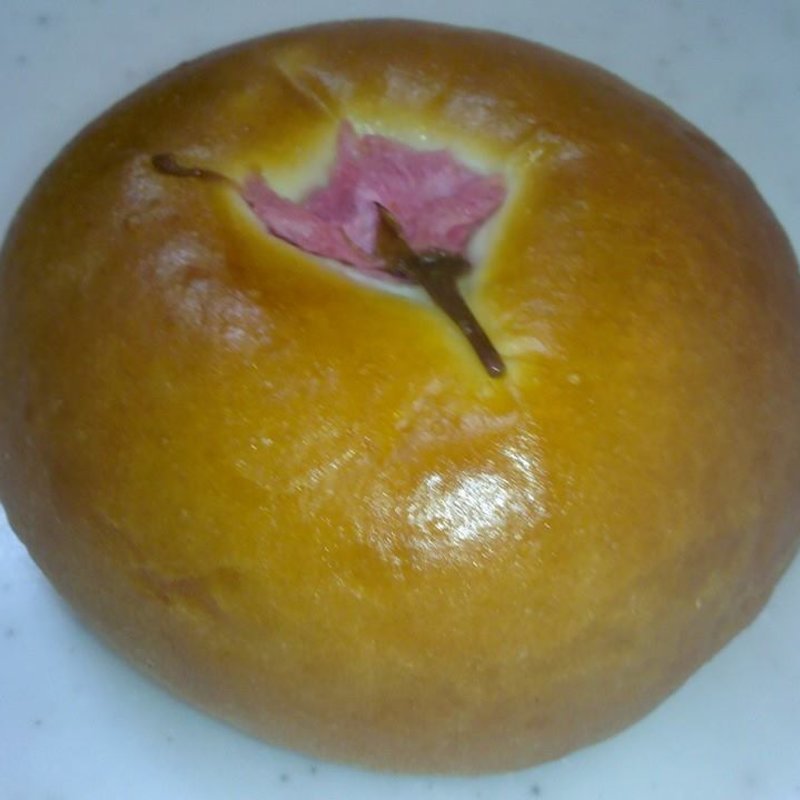 小桜あんぱん(ラ ブランジュリ キィニョン　渋谷ヒカリエ ShinQs店)