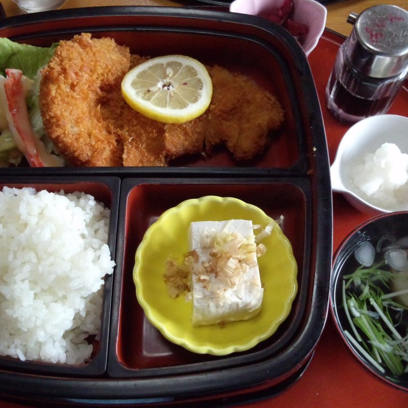 ロースカツ定食・おろし付(大野屋 （食事処　大野屋）)