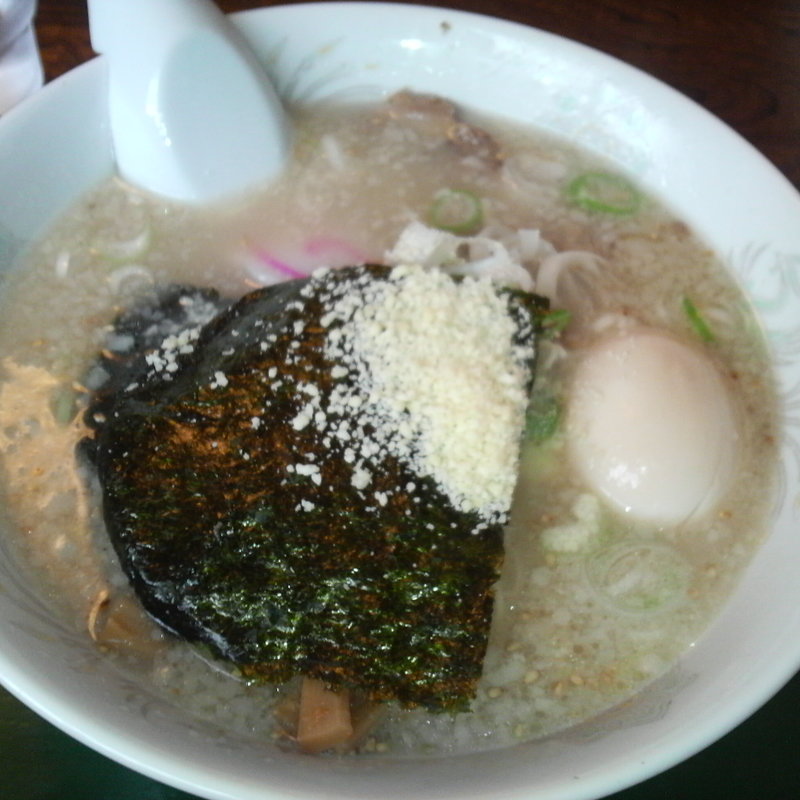 塩とんこつチーズ＋煮玉子(ら～めん純輝 潮来1号店)