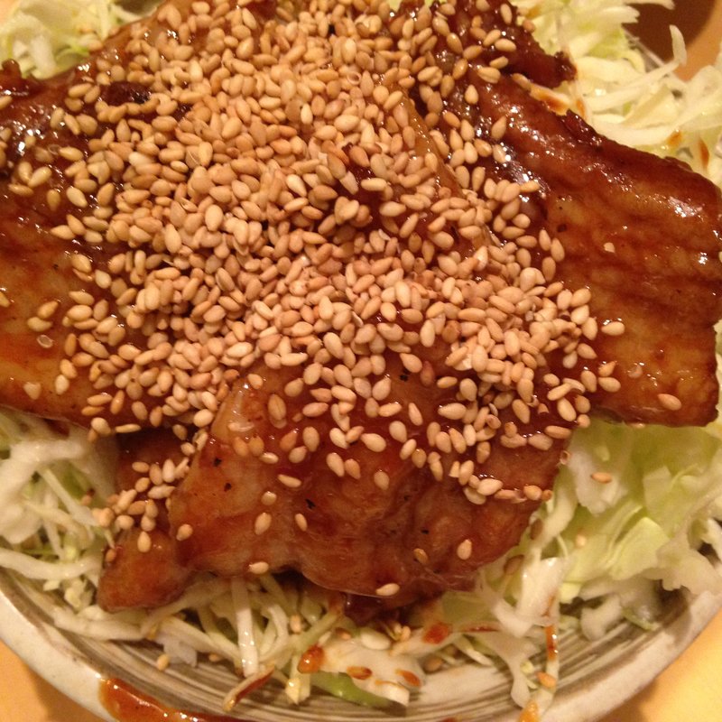 豚バラ丼(里のうどん 村岡本店)