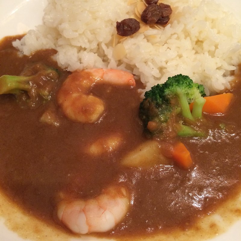 Aランチ（エビと野菜のオニオンスパイシーカレー）(トップス 赤坂Bizタワー店 （Top’s）)