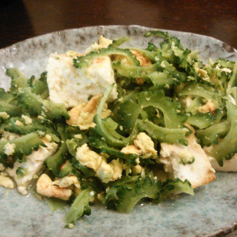 ゴーヤチャンプル定食(城 （おきなわきっちん ぐすく）)