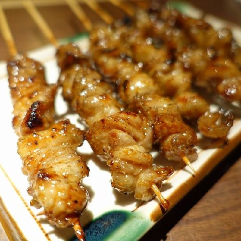 熟成とり皮・たれ（2本）(焼きとり みっちゃん )