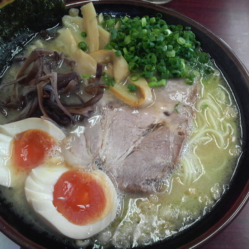 鶏白湯 塩＋味玉(麺や つるり 牛久流)