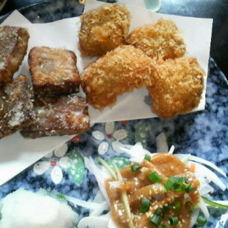 まぐろ揚げ(生まぐろ専門店 久六)