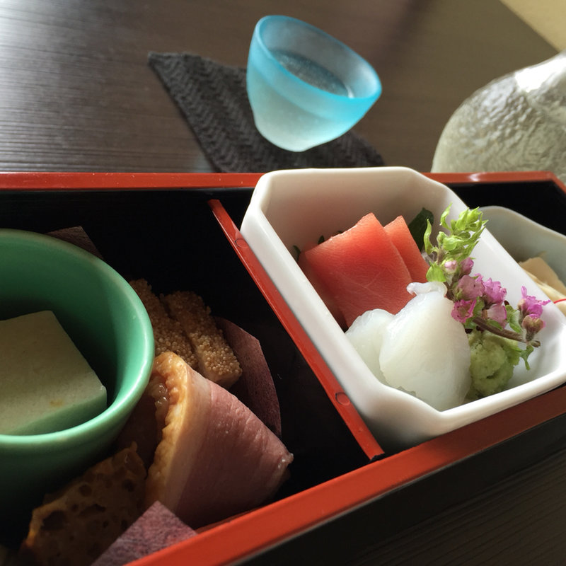 壱ノ膳 お造り 京生湯葉 八寸(眺河　先斗町～華～ （ナガメガワ　ポントチョウ　～ハナ～）)