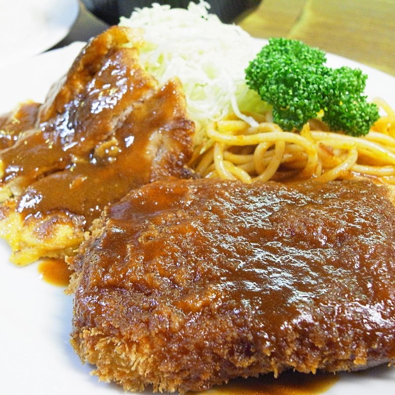 カニコロッケとポークピカタのサービスランチ(ニュートモヒロ)