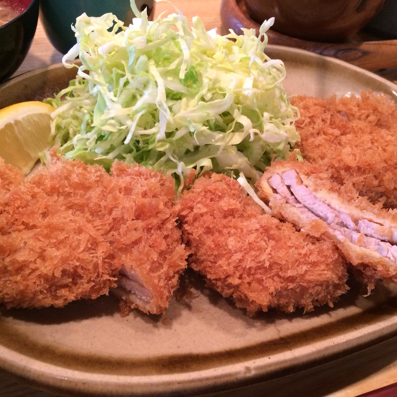 梅ヒレカツ定食