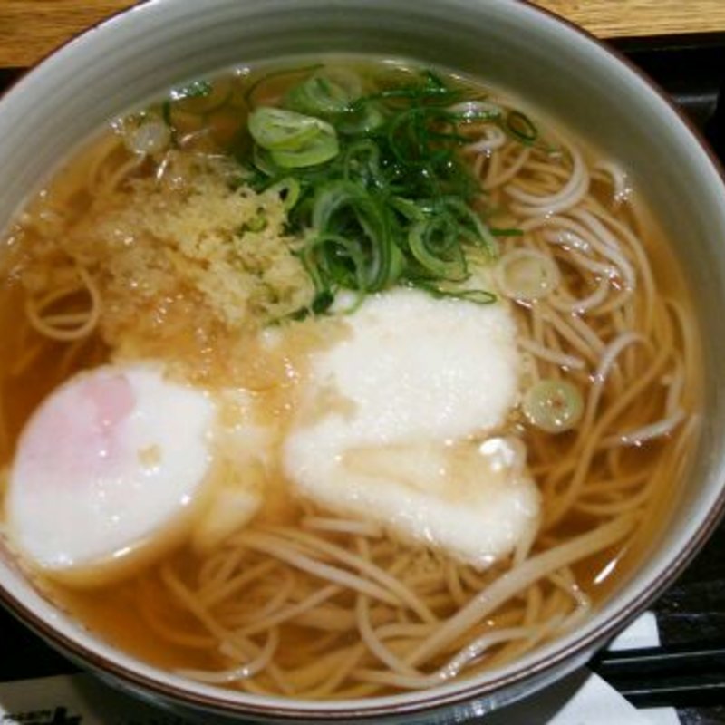 月見そば(麺工房ＭＥＮＣＵＳＨＩ)