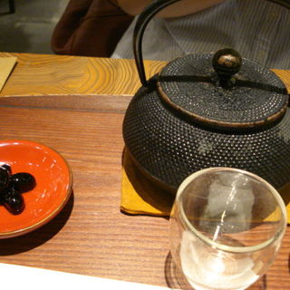 黒豆茶(たねや うめだ阪急店)