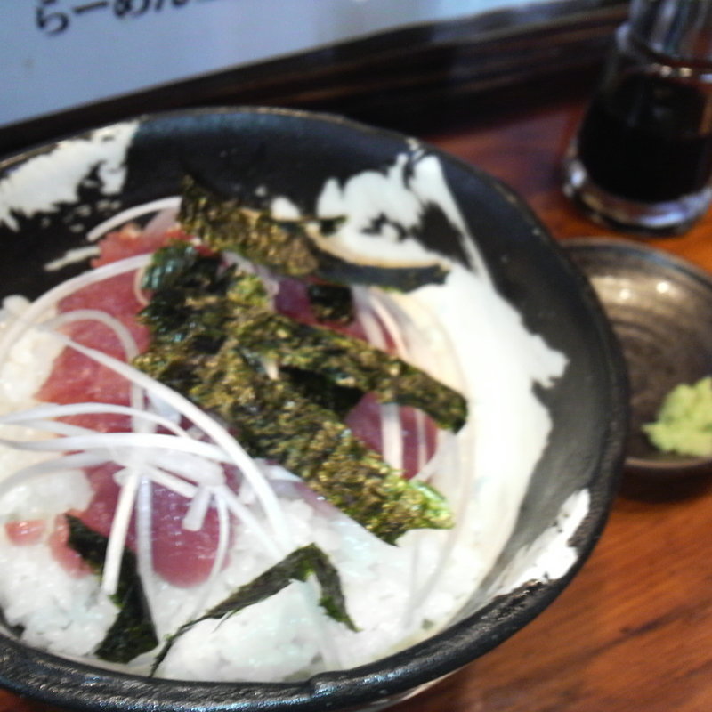 まぐろ丼(らーめん工房 けや木)