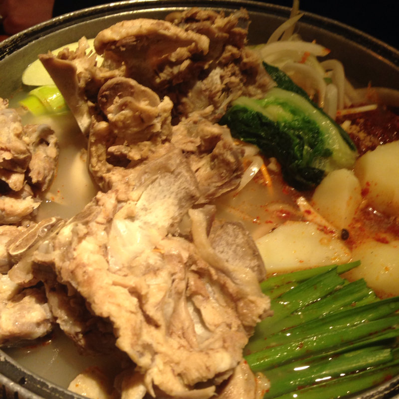 カムジャタン(韓国家庭料理 さらん房)