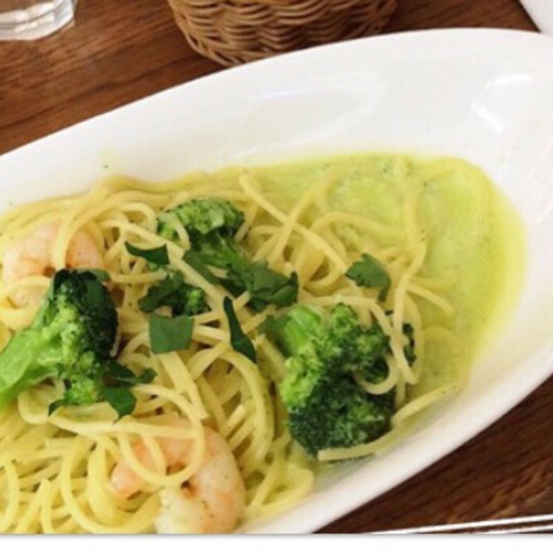 小エビのグリーンクリームソースパスタ(アフタヌーンティー・ティールーム 聖蹟桜ヶ丘京王Ｓ・Ｃ)