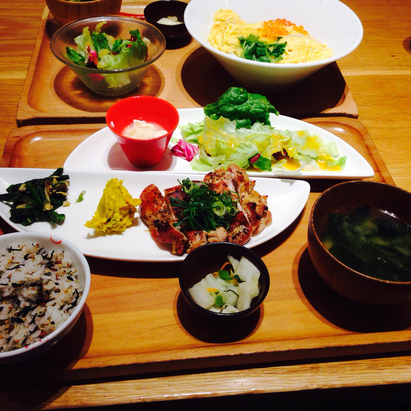 鶏の黒七味焼き(おぼんdeごはん 東京ドームシティ ラクーア店)