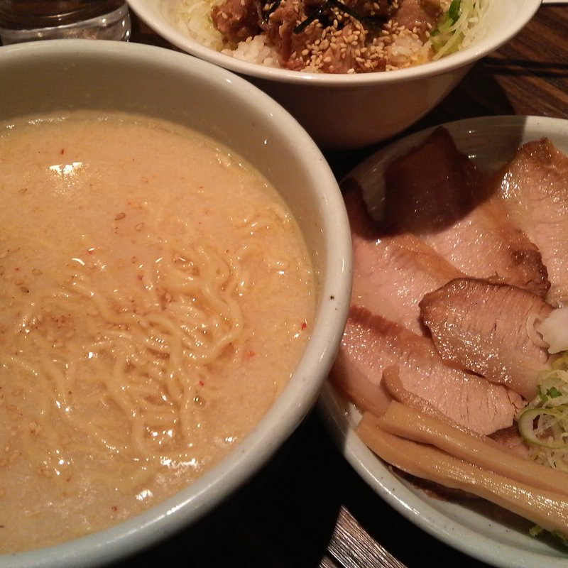 特選とろ肉しおらーめん＋香味玉子 (らーめん山頭火 イオンレイクタウン店)