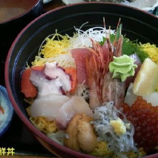 海鮮丼(お魚天国 海鮮食事処)