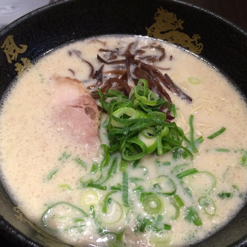 とんこつラーメン