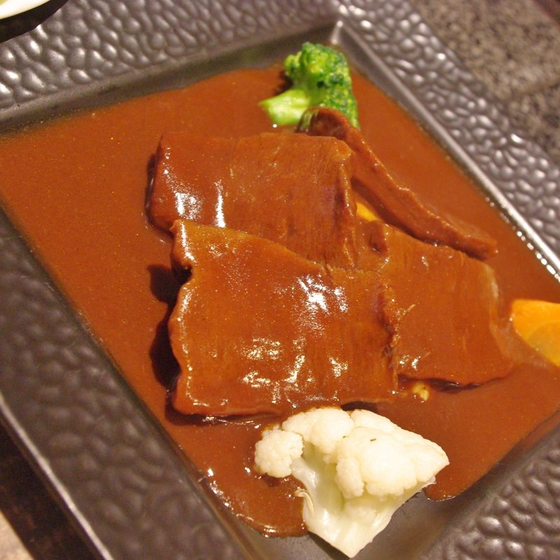 牛タンシチュー(ジュンジーノ)