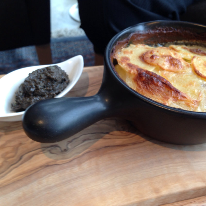 グラタン(apéro. wine bar AOYAMA)