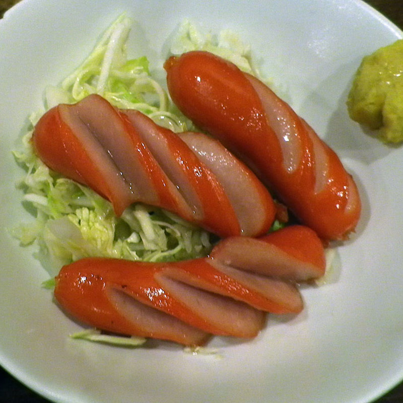 赤ウインナー(立飲み たきおか)