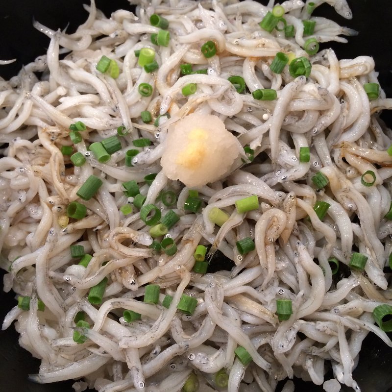 しらす丼(和彩 八倉)