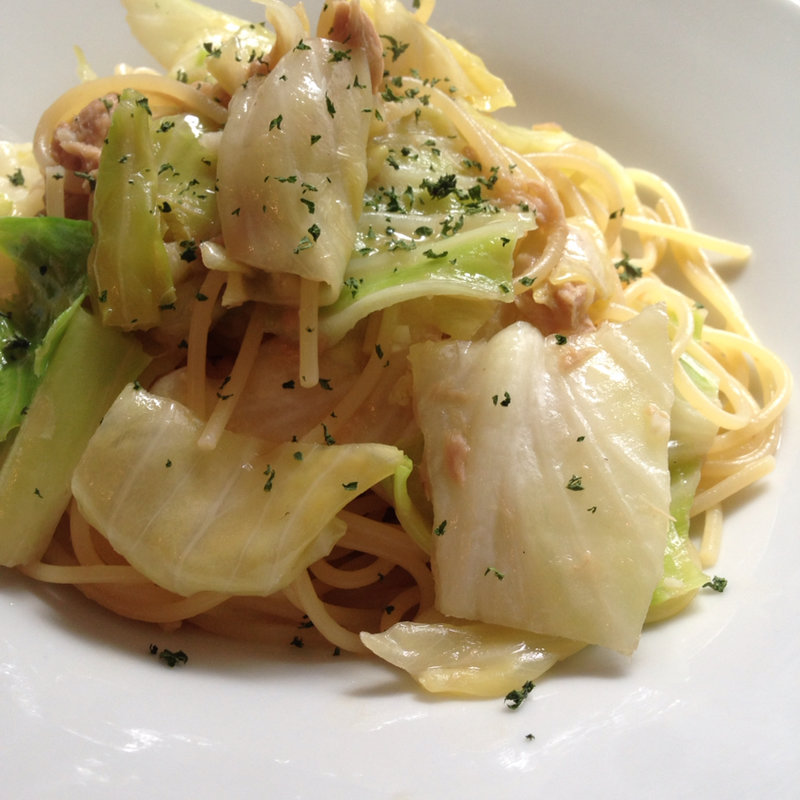 ツナとキャベツのアーリオオーリオ(Natura Vita （ナチュラ　ビータ）)